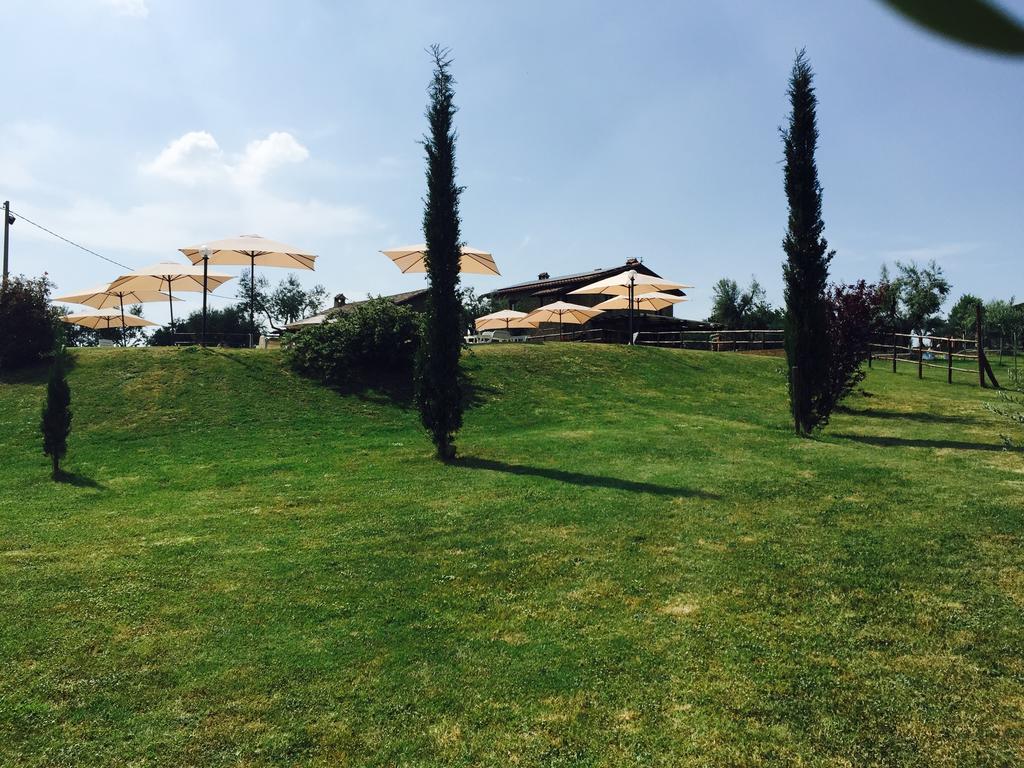 Agriturismo Nociquerceto Villa Tarano ภายนอก รูปภาพ