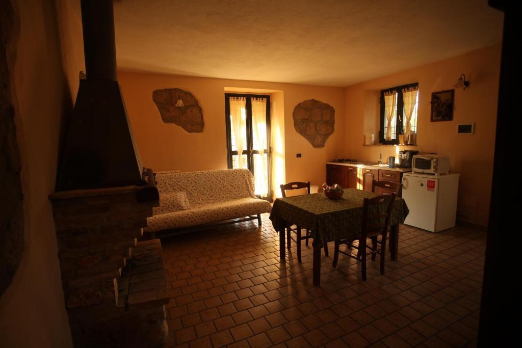 Agriturismo Nociquerceto Villa Tarano ภายนอก รูปภาพ