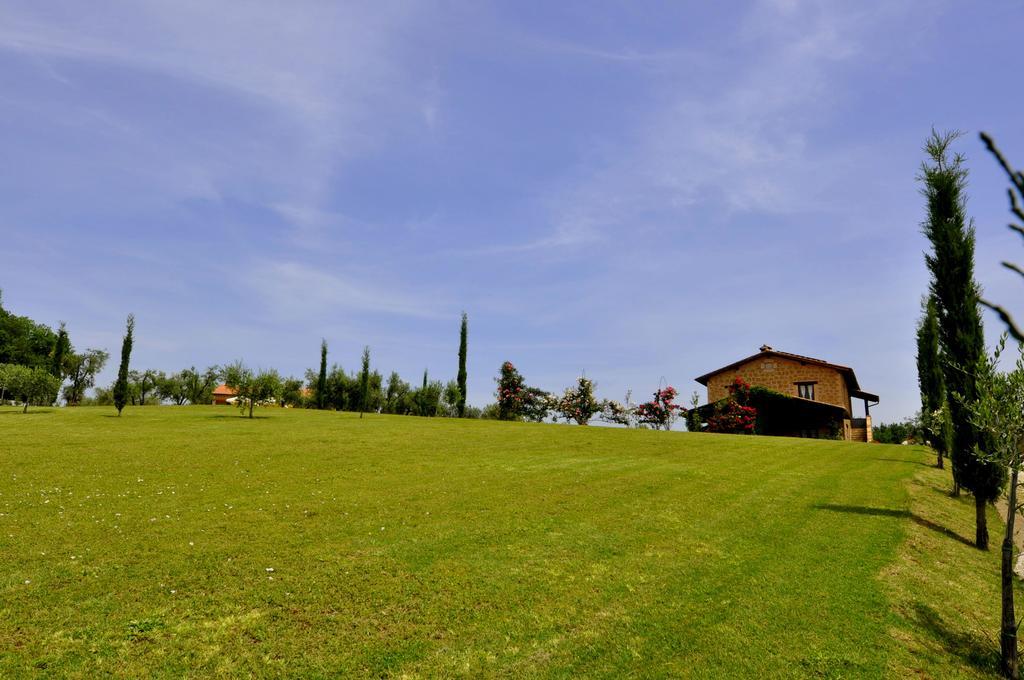 Agriturismo Nociquerceto Villa Tarano ภายนอก รูปภาพ