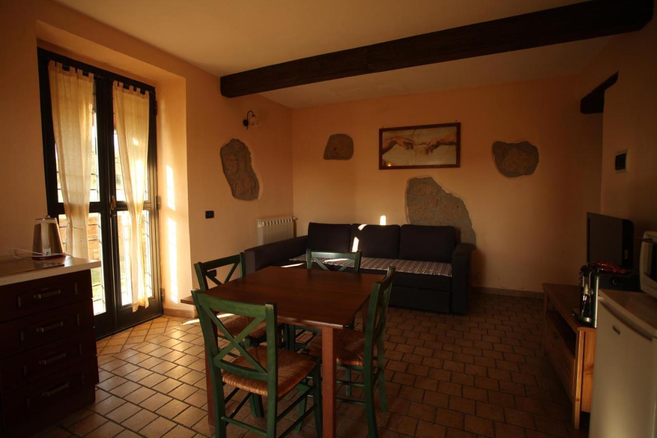 Agriturismo Nociquerceto Villa Tarano ภายนอก รูปภาพ